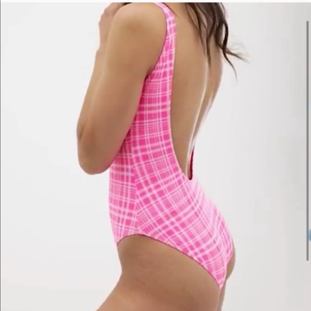 New swimsuit in pink size 12
